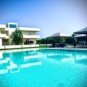 Hotel Giadel